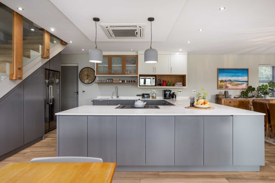 4 Bedroom Property for Sale in Val De Vie Estate Western Cape